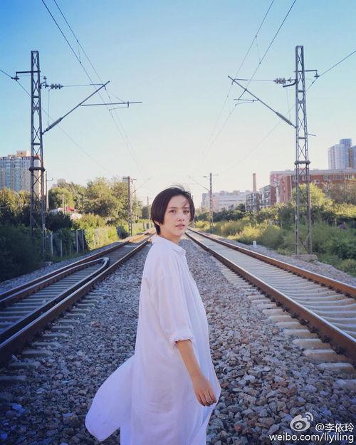 李依玲个人资料简介